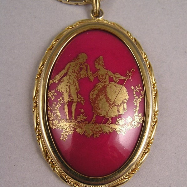 Limoges Medium Pendant main image 0