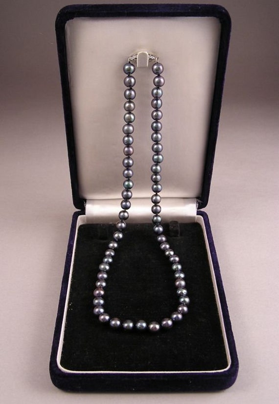 Antique black pearl necklace sale