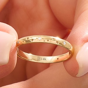 14k Solid Gold Wedding Band Star Set Diamond Band Celestial Wedding Ring for Women 18ct Anniversart Band for Her Unique Jewelry Gift Ring