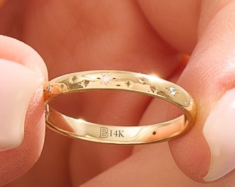 14k Solid Gold Star Wedding Band – Dainty Celestial Diamond Ring for Women, Minimalist Anniversary Band, Unique Gold Jewelry Gift