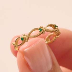 Solid Gold Fish Ring, 14k Gold Ichthus Statement Ring, Emerald Christian Fish Ring, Minimalist Jesus Fish Ring, Handmade Jewelry Gifts