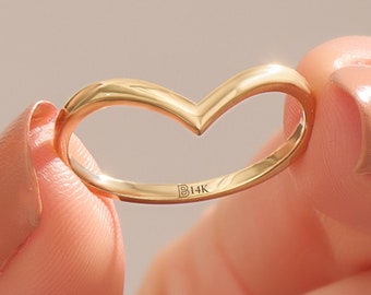 Curved Wedding Band 14k Solid Gold V Shaped Ring Plain Chevron Ring Womens Simple Wishbone Ring Minimalist Stackable Ring Jewelry Gift