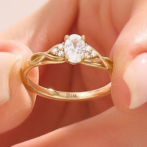 14k Solid Gold Engagement Ring for Women Oval Solitaire Ring Vintage Style Promise Ring for Her Dainty Ring Minimalist Jewelry Gift for Her