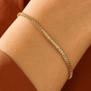 Solid Gold Oval Chain Bracelet for Women, 14k Gold Dainty Bracelet, Minimalist Link Chain, Delicate Everyday Bracelet, Elegant Jewelry Gifts