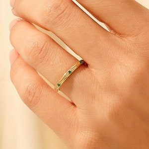 14k Gold Emerald Wedding Band,Solid Gold Bands for Women, Art Deco Rings, Emerald Eternity Ring, Dainty Stackable Rings, Real Gold Rings