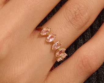 14k Gold 5 Stone Ring, Solid Gold Peach Morganite Ring, Women's Pink Gemstone Ring, Oval Morganite Statement Ring, Dainty Stacking Ring