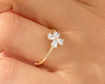 14k Clover Engagement Ring, Solid Gold Four Leaf Promise Ring Women,Nature Inspired Ring,Dainty Pear Cz Ring, Flower Anniversary Ring