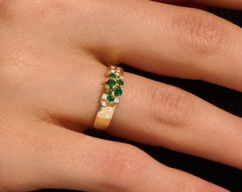 14k Gold Emerald Wedding Band, Solid Gold Thick Emerald Ring Women, Cigar Band Ring, Cluster Emerald Anniversary Ring, Dainty Gold Ring