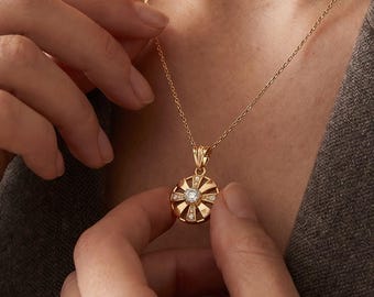 14K Solid Gold Sunburst Circle Pendant, Dainty Pave Geometric Pendant, Minimalist Wheel Jewelry, Real Gold Sparkly Charm, Gift for Her