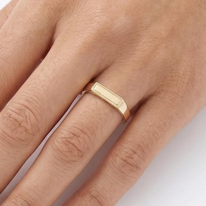 14K massief gouden rechthoekige zegelring, East West Milgrain Bar-ring voor vrouwen, minimalistische gouden pinkring, art deco graveerbaar cadeau voor vrouw