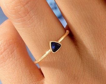 Triangle Bezel Sapphire Promise Ring, 14k 18k 10k Solid Gold Minimal Engagement Ring, Womens Tiny Solitaire Ring, Small Blue Gemstone Ring