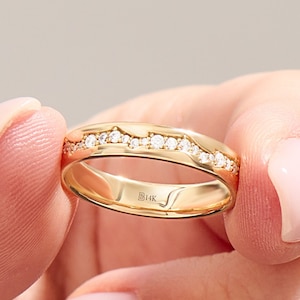 14k Solid Gold Eternity Wedding Band with Cracked Pavé Design