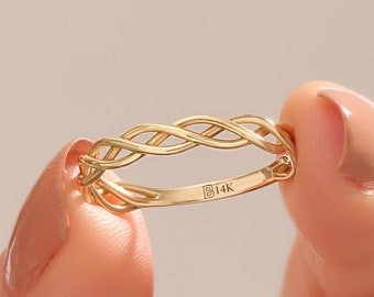 14k gouden Keltische knoop ring massief goud Ierse trouwring sierlijke knoop stapelen ring Womens minimalistische belofte ring gevlochten sieraden band ring