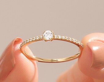 Solid Gold Minimalist Versprechen Ring, 14k Gold Hochzeit Verlobungsring für Frauen, Halbe Ewigkeit Einfacher Solitär Ring, zierlicher Diamant Cz Ring