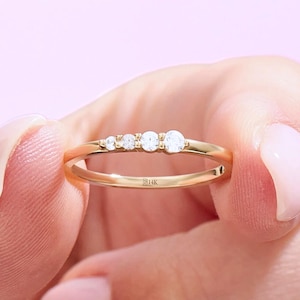 14k Solid Gold Wedding Ring for Women, Dainty Gold Ring, Minimalist Diamond Ring, Ascending Promise Ring for Her, Thin Gold Band Ring