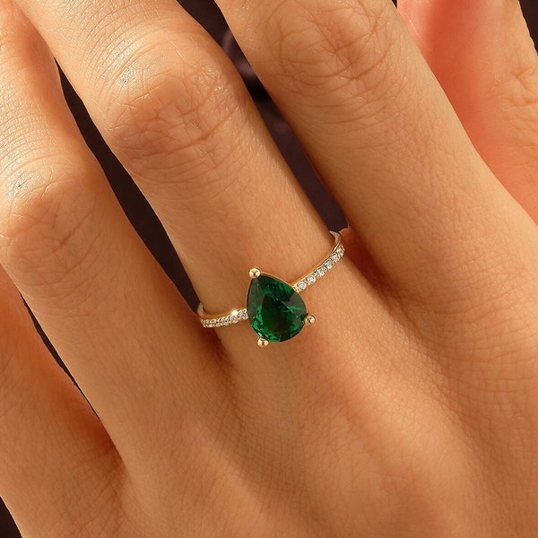 14k Gold Pear Cut Emerald Ring, Solid Gold Emerald Engagement Ring, Womens Green Solitaire Ring, Gemstone Anniversary Ring, Handmade Gifts