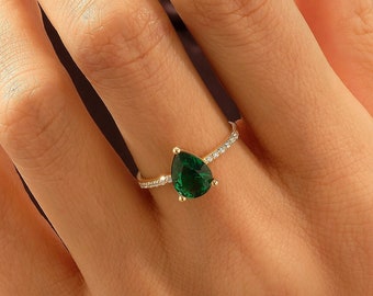 14k Gold Pear Cut Emerald Ring, Solid Gold Emerald Engagement Ring, Womens Green Solitaire Ring, Gemstone Anniversary Ring, Handmade Gifts