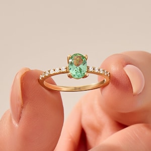 14k Solid Gold Paraiba Tourmaline Ring, Oval Green Blue Gemstone Solitaire, Unique Tourmaline Engagement Ring, Elegant Gift for Women
