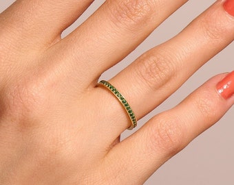 14k Emerald Wedding Band, Solid Gold Eternity Ring for Women, Green Gemstone Ring, Dainty Stacking Ring, Minimalist Emerald Ring, Gift Her