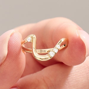 14k Solid Gold Wave Ring Women Dainty Wavy Ring Band Asymmetrical Ring Curvy Gold Band Stacking Ring Jewelry Gift for Her Birthday Gift