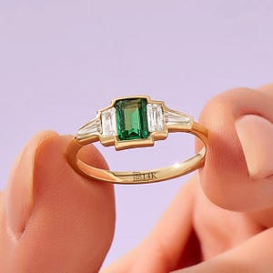 14k Solid Gold Art Deco Emerald Ring Green Vintage Engagement Ring Emerald Solitaire Rings for Women, Emerald and Diamond Ring Gift for Her