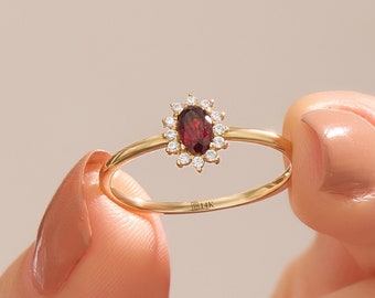 14k Gold Garnet Ring, Solid Gold Tiny Garnet Ring, Minimalist Garnet Promise Ring, Mothers Dainty Ring, January Birthstone Ring, Her Gifts