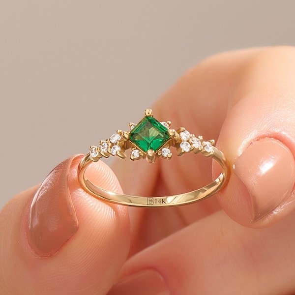 14k Solid Gold Emerald Engagement Ring, Art Deco Green Solitaire Ring, Vintage Anniversary Ring, Dainty Stacking Emerald Ring, Handmade Gift