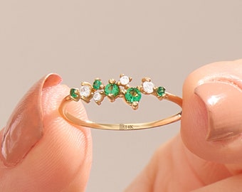 14k Gold Emerald Ring, Solid Gold Cluster Wedding Ring, Womens Emerald Stacking Ring, Minimalist Green Gemstone Ring, Dainty Statement Ring