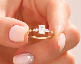 14K Solid Gold Emerald Cut Moissanite Ring, Pear Side Stone Engagement Ring, Art Deco Three Stone Ring, Unique Wedding Bridal Gift for Her