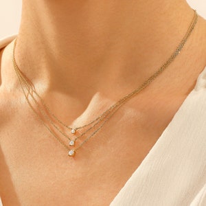 Mejuri crescent necklace hotsell