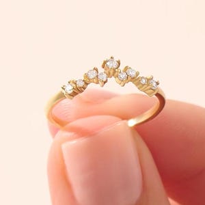 14k Solid Gold Curved Wedding Band – Dainty Diamond Cluster Stacking Ring for Women, Minimalist Thin Contour Nesting Bridal Enhancer Band