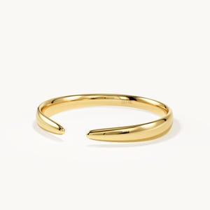 Offener Manschettenring aus 14-karätigem Gold, minimalistischer Krallenring für Damen, verstellbares, sich verjüngendes Band, zierlicher Statement-Ring, Schmuck aus 18-karätigem Gold