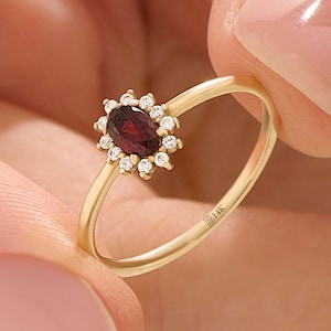 14k Gold Garnet Ring, Solid Gold Tiny Garnet Ring, Minimalist Garnet Promise Ring, Mothers Dainty Ring, January Birthstone Ring, Her Gifts