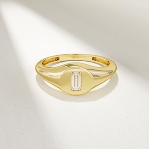 Lab Diamond Baguette Signet Ring 14K Solid Gold Pinky Ring Women Vintage Style Dome Band Yellow White Rose Gold Tiny Seal Jewelry