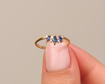 Solid Gold Sapphire Tiara Ring, 14k Gold Blue Wedding Ring for Women, Sapphire Stacking Band Ring, Minimalist Crown Ring, Dainty Gold Rings