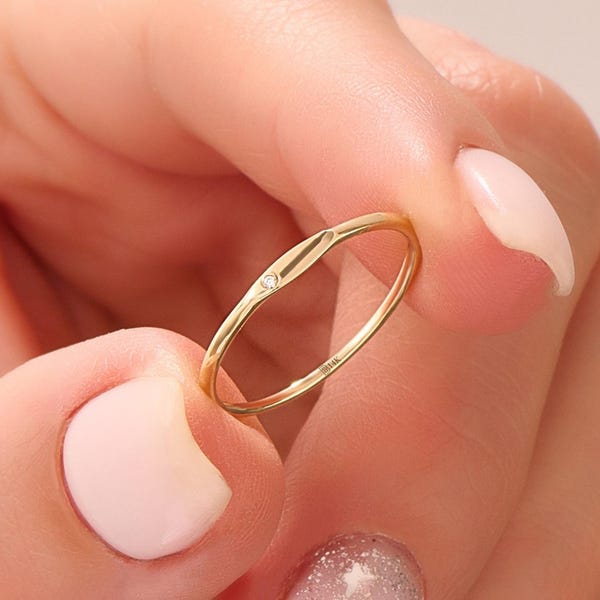 14k massivt guld signetring • Liten lillfingerring för kvinnor • Elegant minimalistisk armband
