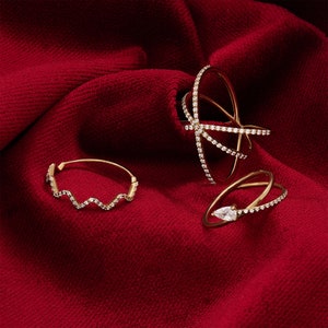 Massiver Gold Criss Cross Ring, 14k Gold X Statement Ring für Frauen, Pave Diamant Cz Bandring, Einzigartiger Designer Ring, Dicker Band Crossover Ring Bild 9