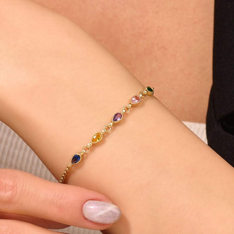 Solid Gold Birthstone Bracelet, 14k Gold Pear Stone Family Birthstone Bracelet, Custom Gemstone Bracelet, Mothers Personalised Gift Bracelet image 3