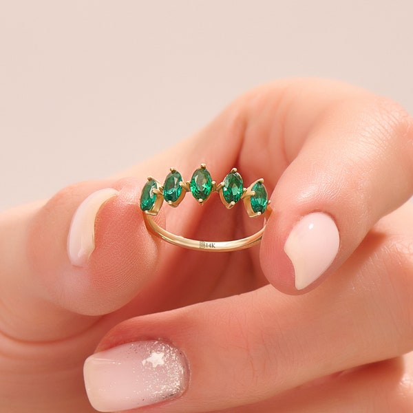 14k 5 Stone Emerald Ring, Solid Gold Oval Cut Statement Rings for Women, Green Gemstone Jewelry Ring, Dainty May Birthstone Ring, Stackable