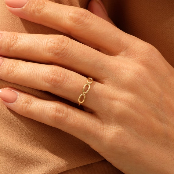 Three circle ring deals