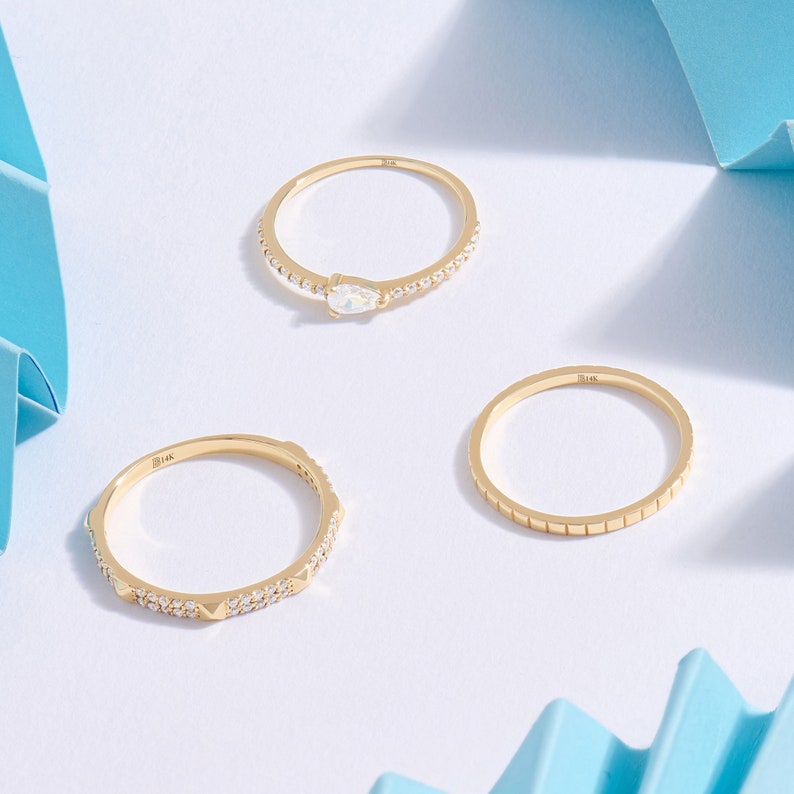 Lab Diamond Wedding Band Solid 14k Gold Pyramid Half Eternity Rings for