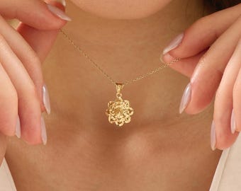 14K Solid Gold Clover Pendant Necklace, Yellow Gold Lucky Charm Necklace, Minimalist Floral Jewelry, Birthday Gift For Girlfriend