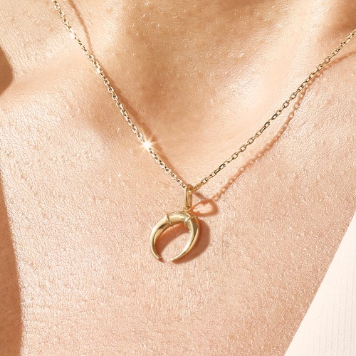 14k Solid Gold Horn Pendantdelicate 