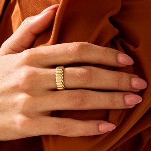 14k Solid Gold 7mm Cigar Band  Ribbed Fluted Charlotte Ring for Women Thick Wedding Band in Yellow, Rose, or White Gold Gift for Her