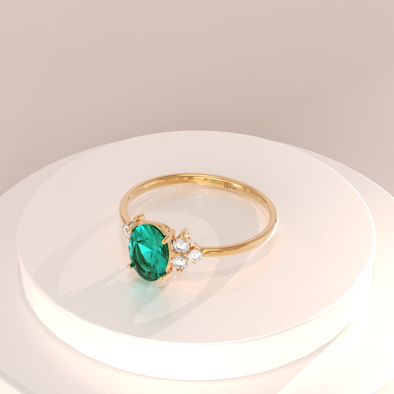 14k Vintage Emerald Engagement Ring, Solid Gold Oval Emerald Rings for Women, Green Gemstone Solitaire Ring, Simple Statement Ring, Her Gift image 7