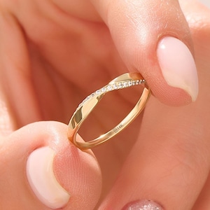 14k Solid Gold Twist Wedding Band, Dainty Pave Diamond Mobius Ring for Women, Stackable Minimalist Band