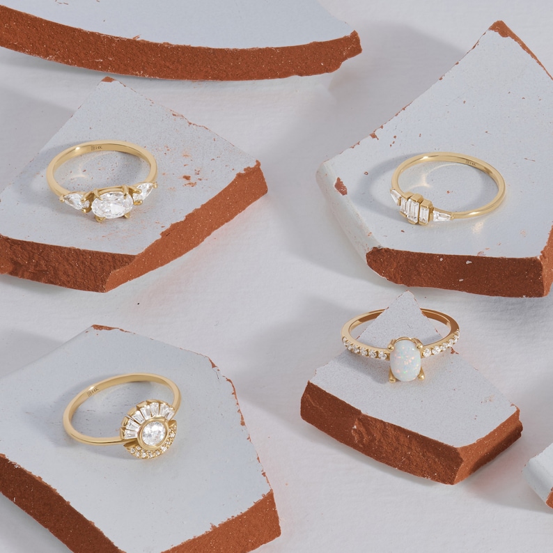 14k Gold Art-Deco-Verlobungsring, Massivgold Baguette Ring, Minimalist Versprechen Damen Ring, Vintage Lab erstellt Diamant Cz Ring, ihre Geschenke Bild 8
