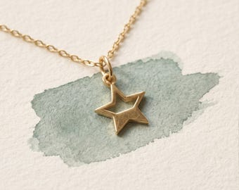 14K Solid Gold Star Necklace | Dainty Open Star Charm Pendant, Celestial Gift for Her
