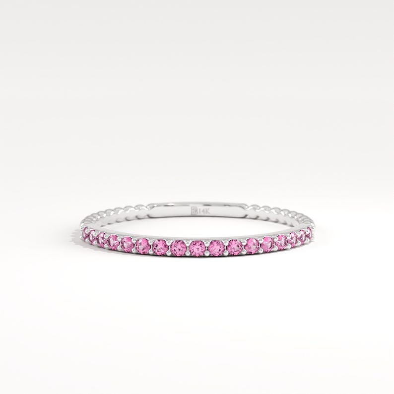 Anillo apilable de rubí, anillo de oro macizo de 14 quilates, banda de rubí pavé, anillo apilable de rubí, anillo minimalista, anillo de bodas de rubí, banda fina de rubí para mujer imagen 9