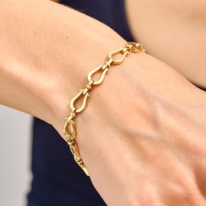 14k Gold Horseshoe Bracelet, Solid Gold Chunky Bracelet, Womens Statement Bracelet, Thick Gold Bracelet, Unique Bracelet for Women